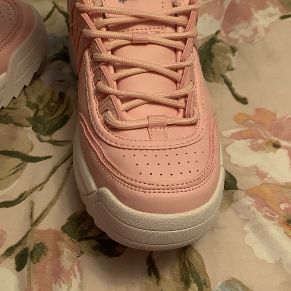 Fila - Picture 3 of 8